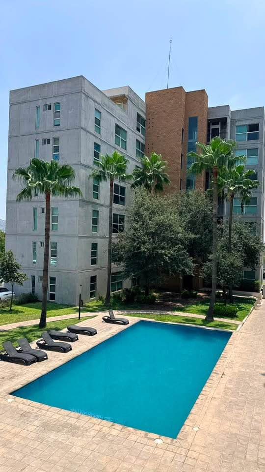 Privates Zimmer im Zentrum mit Pool-Zugang, Monterrey Bild 2